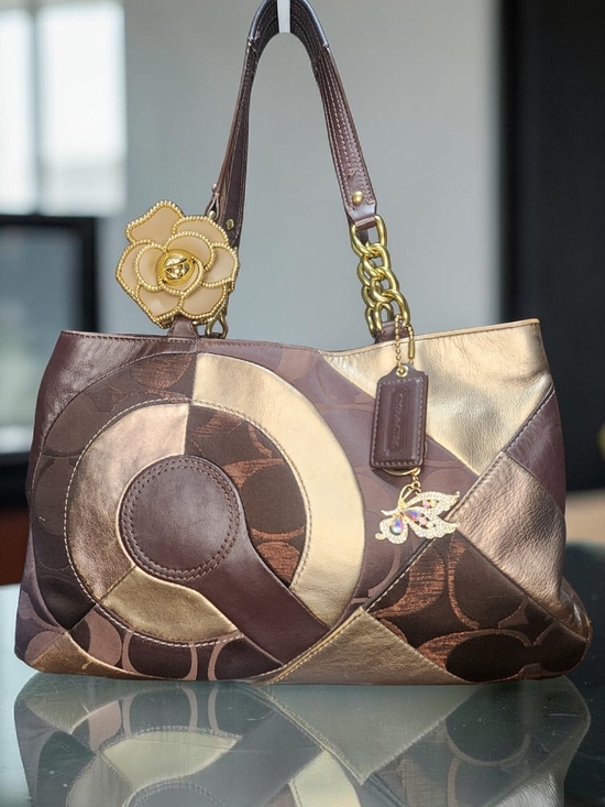 Coach Handbags - Vintage Coach Inlaid Patchwork Leather Chain Tote Bag F20013